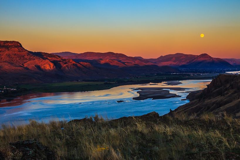 Kamloops city sunset colours