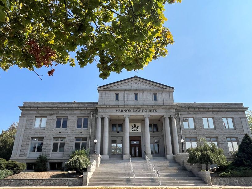 Image of Vernon courthouse